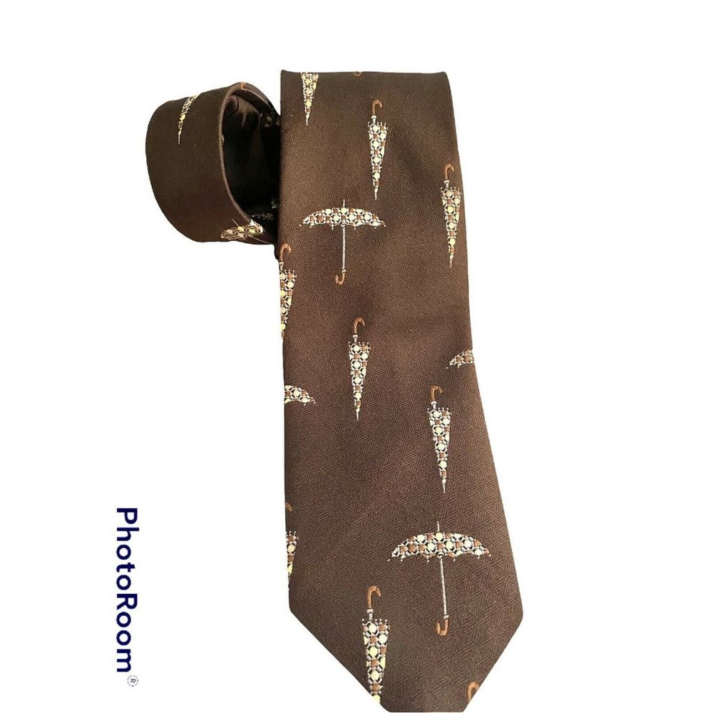 JOHNNY CARSON Floating Umbrellas Neck Tie Brown‎
